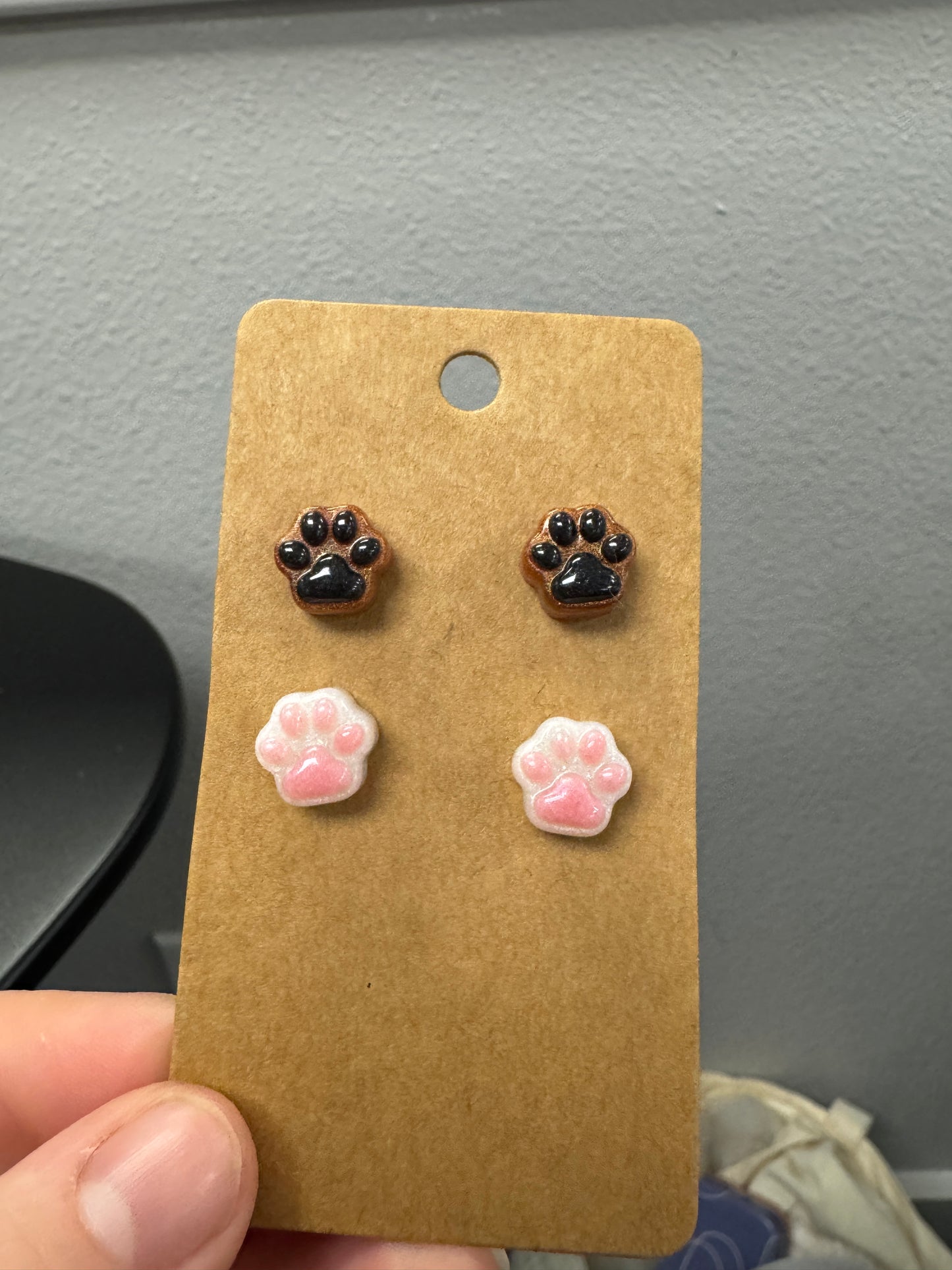 Toe Bean Paw Print Stud Earrings