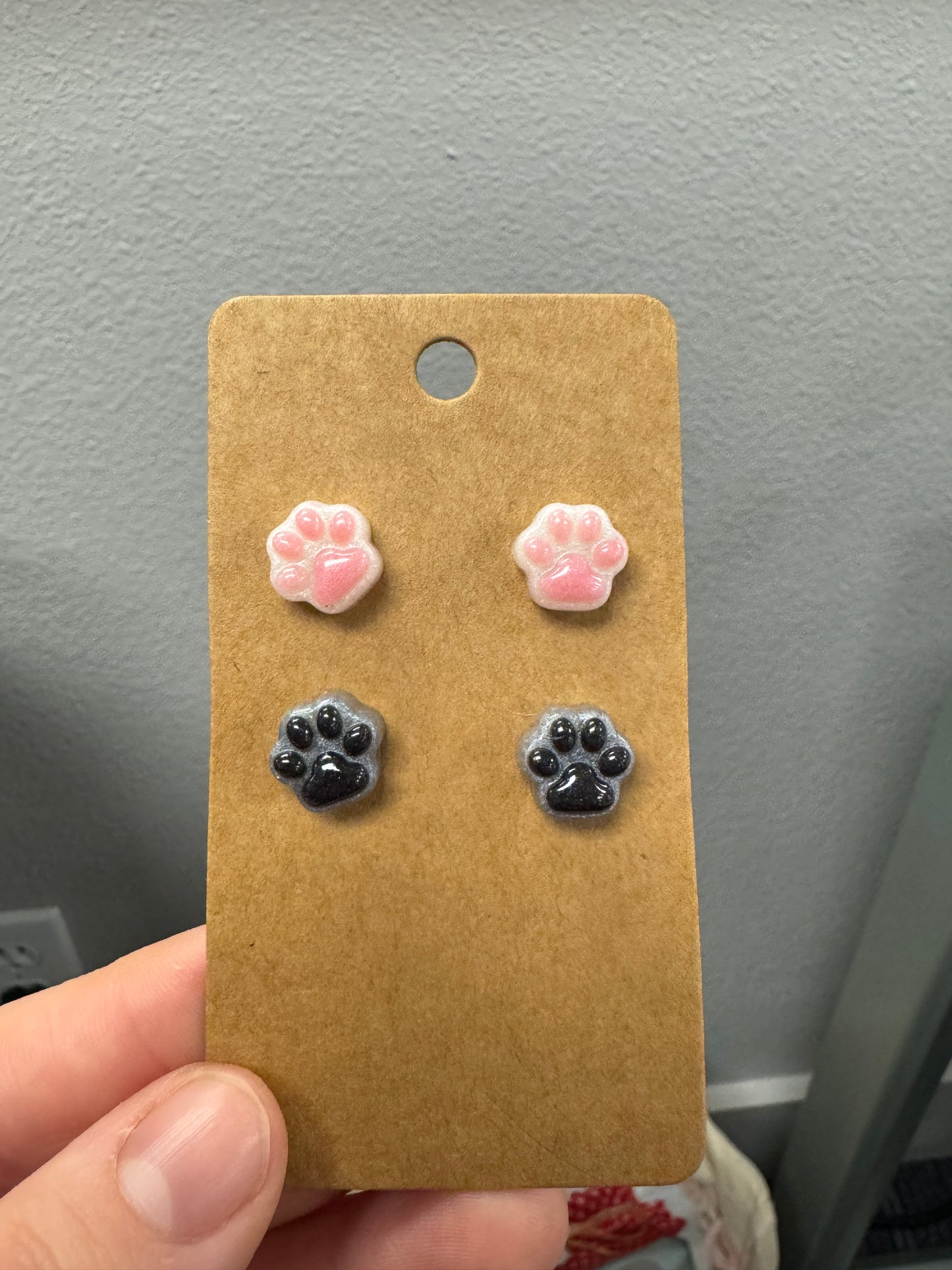 Toe Bean Paw Print Stud Earrings