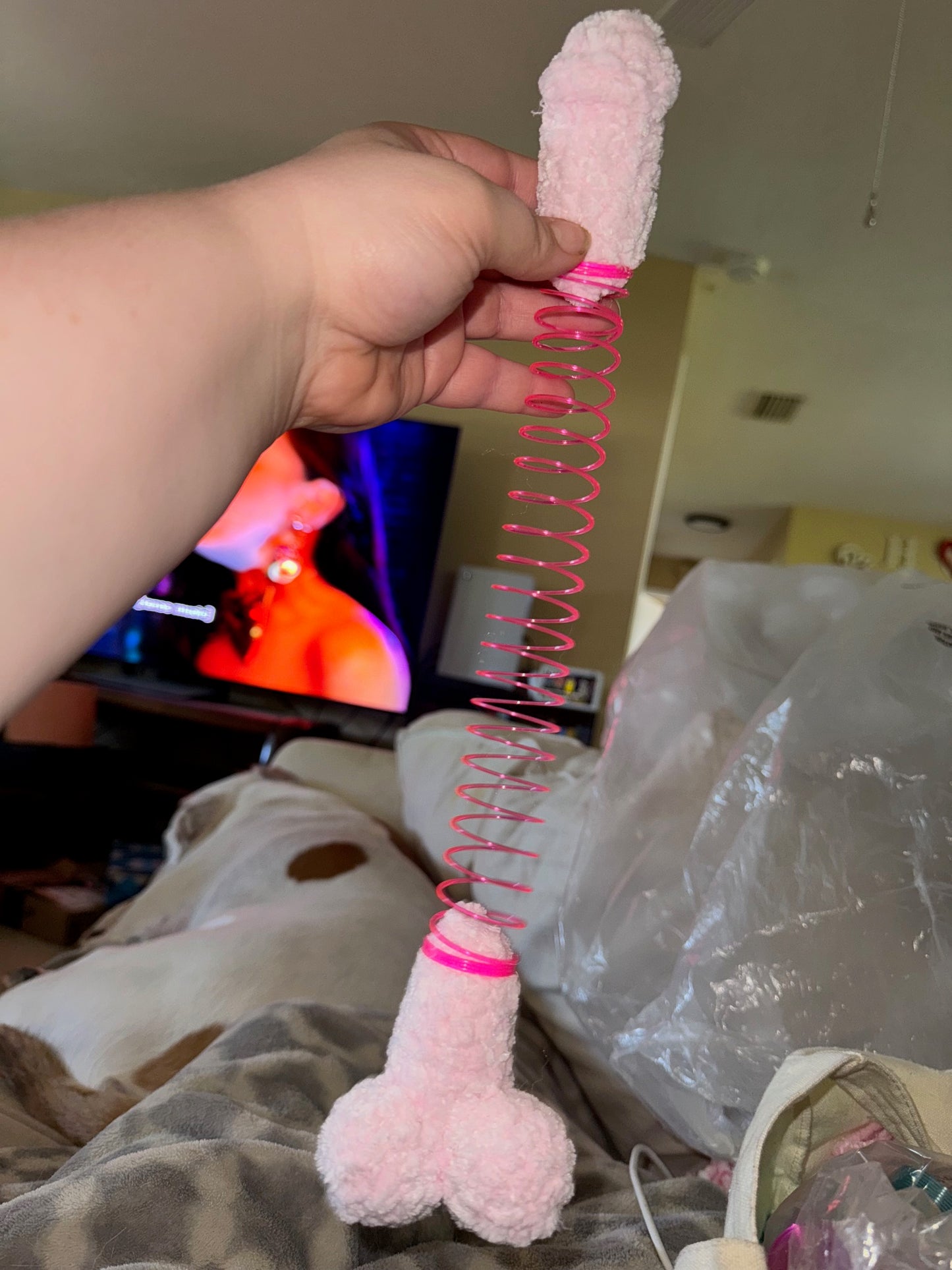 Shlong-ky Penis Slinky
