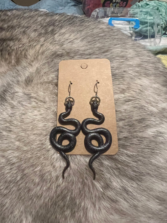 Reputation Black Snake Dangle Earrings