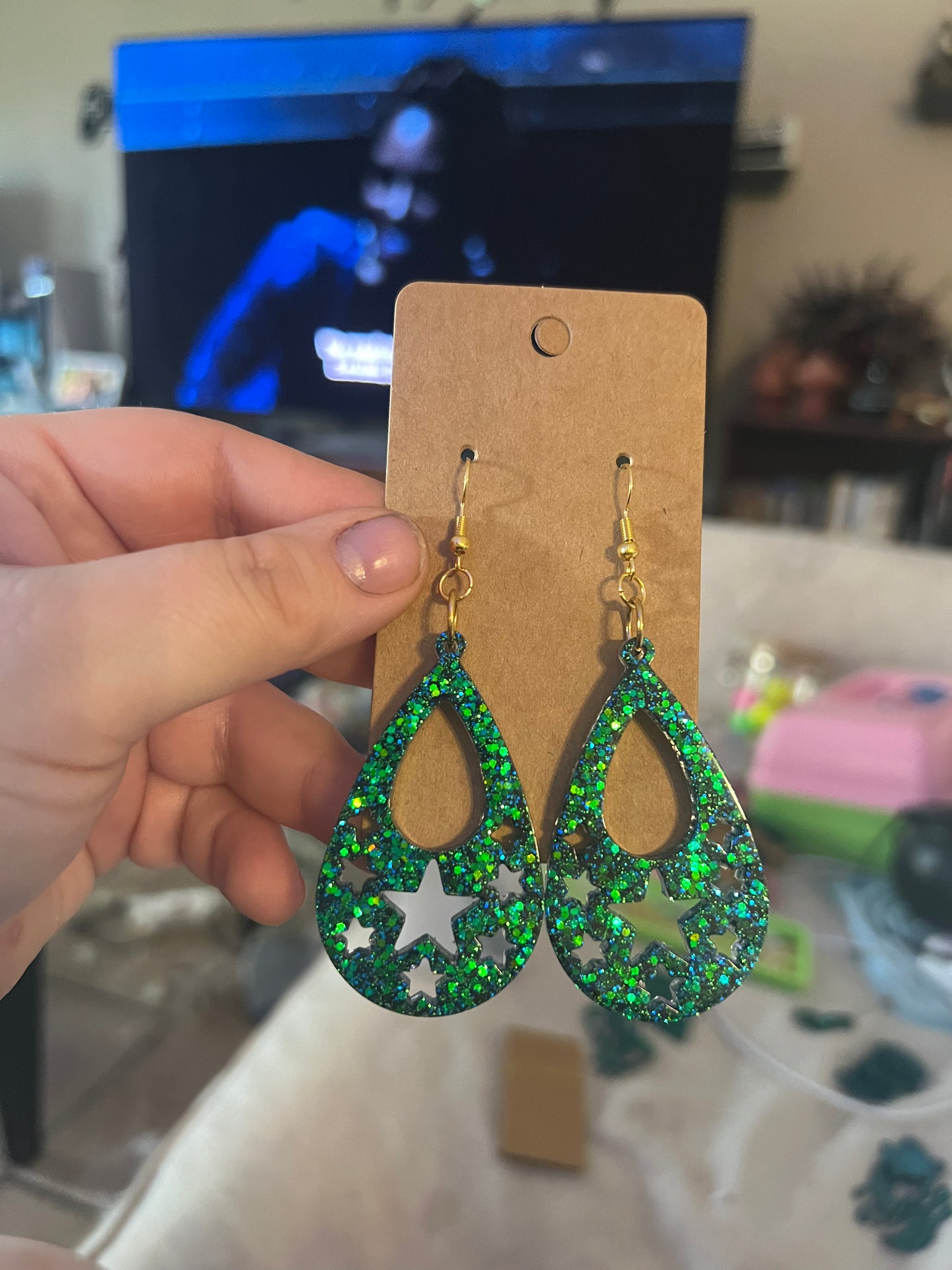 Emerald Starling Dangling Earrings