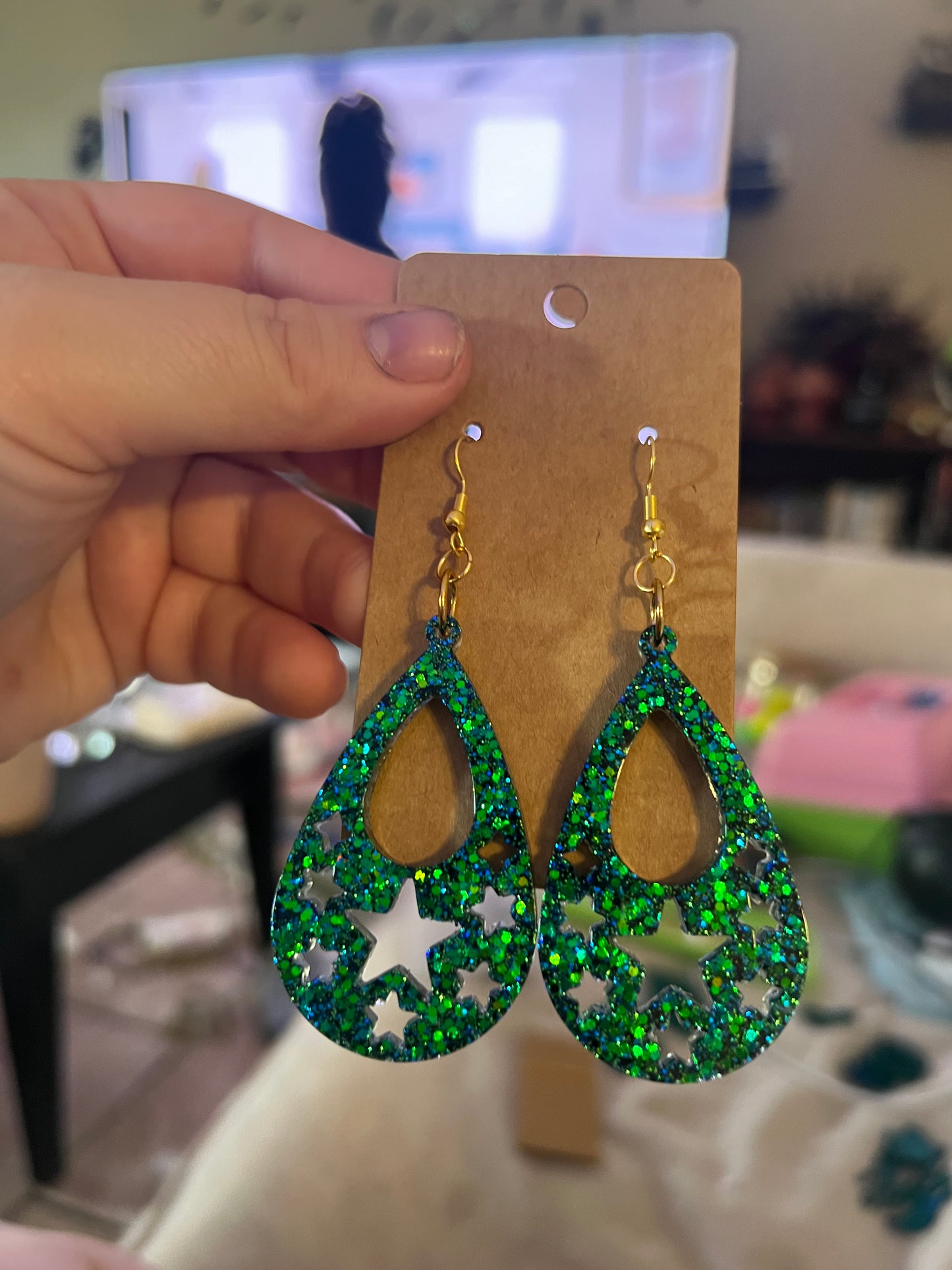 Emerald Starling Dangling Earrings